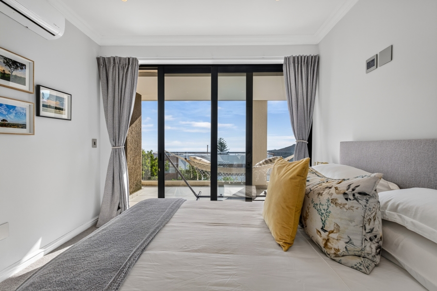 To Let 4 Bedroom Property for Rent in Camps Bay Western Cape